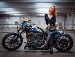 Seitlicher Kennzeichenhalter Alu Medium Schwarz -Thunderbike 28 74 230 32